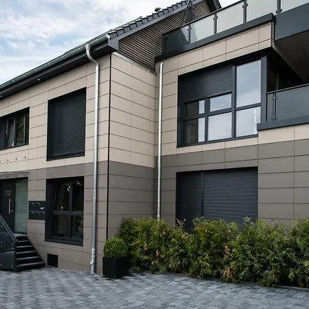 Apartment Heaven House Family